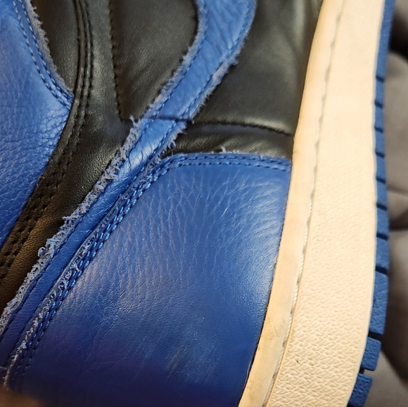 🔥2017 RARE Air Jordan 1 Retro OG High Royals - Picture 11 of 13